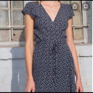 BRANDY MELVILLE WRAP DRESS